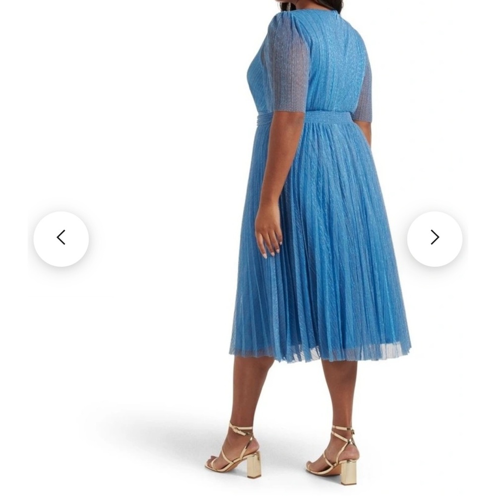 Ever New Isabella Plisse Midi Dress in Blue - Picture 3 of 6